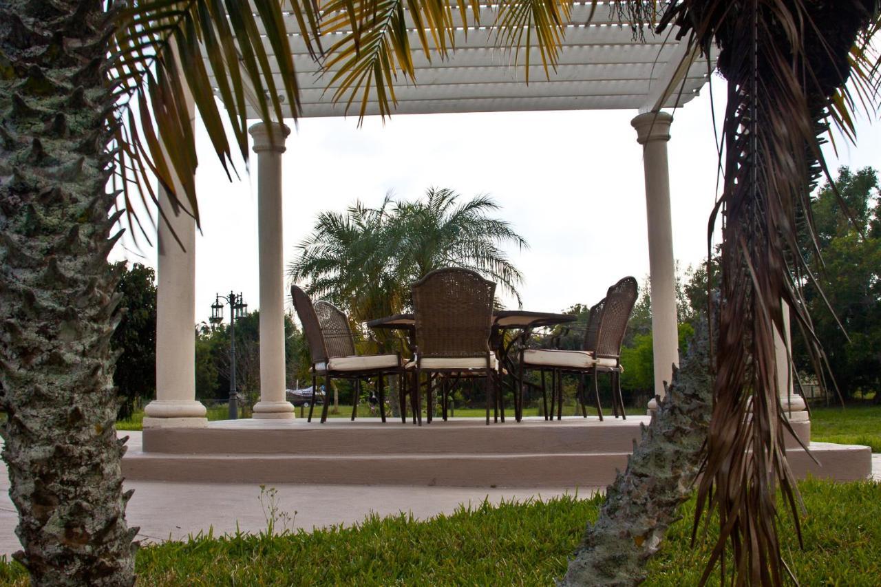 Homestay Weston Ranches Southwest Ranches Kültér fotó