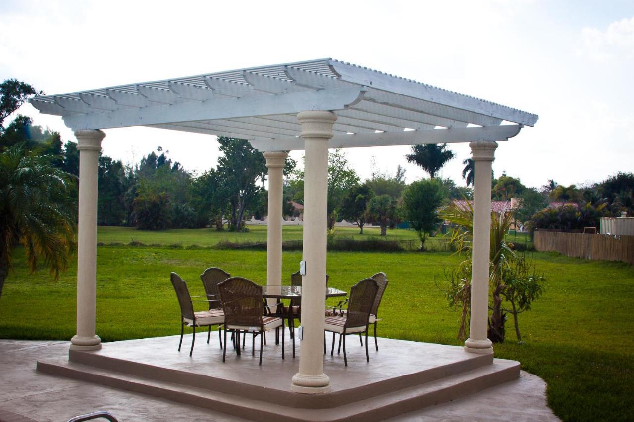 Homestay Weston Ranches Southwest Ranches Kültér fotó